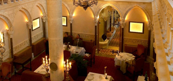 ABBAYE DE LA BUSSIÈRE (BORGONHA)