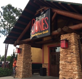 SMOKEY BONES (KISSIMMEE/ORLANDO)